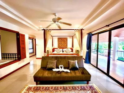 Coconut Palms Villa, Huge Private Pool Villa with Pool Table & Gym in Rawai, Phuket – Fotos 15
